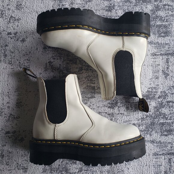 White Doc Marten Platform Quad Chelsea Boots Size 6 [Men's Sz5] - Picture 1 of 16